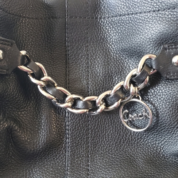 Coach Pebble Leather Crossbody/Shoulder bag Vintage Black EUC - Picture 2 of 7